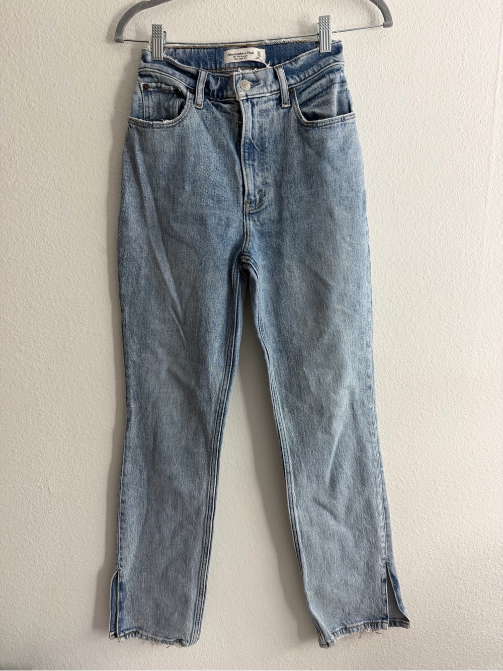 Abercrombie & Fitch Women’s The 90s Ultra High Rise Split Ankle Denim Jeans